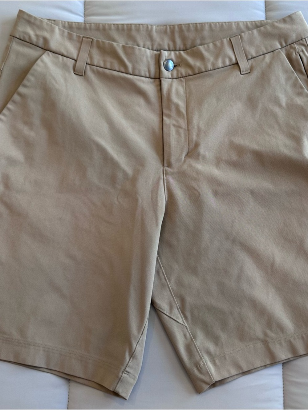 lululemon athletica Men's ABC classic fit Shorts 9” in Khaki